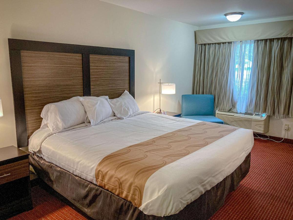Motel 6 Elkhart, In Dış mekan fotoğraf